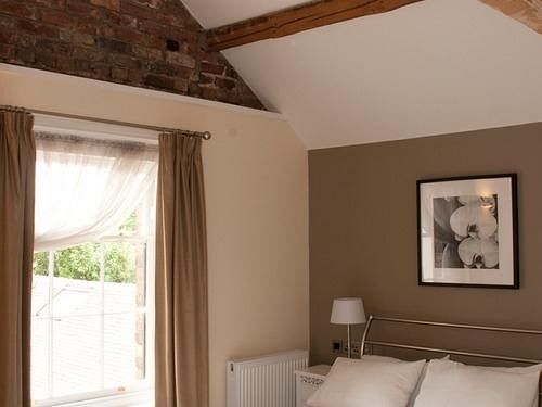 The Lion Hotel Brewood Exterior photo