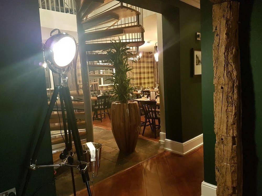 The Lion Hotel Brewood Exterior photo